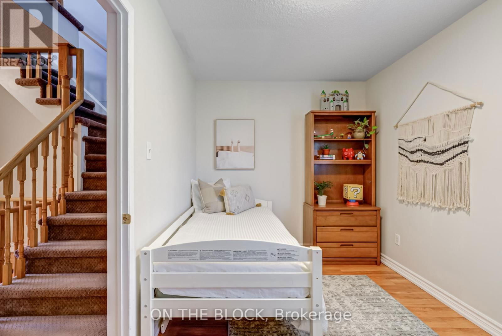 4 - 224 ROSEMOUNT AVENUE Image 31