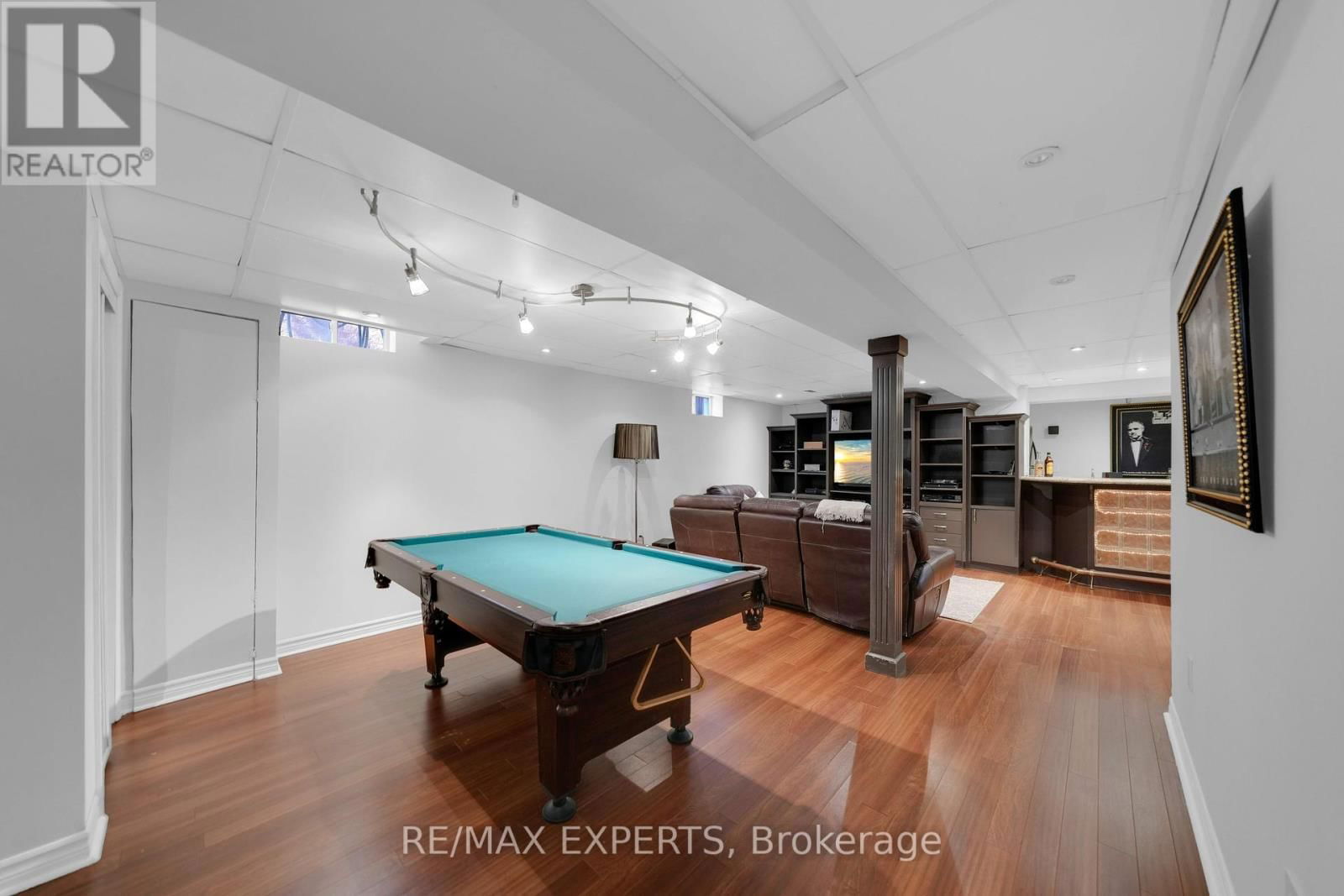 36 COUNTRY STROLL CRESCENT Image 42