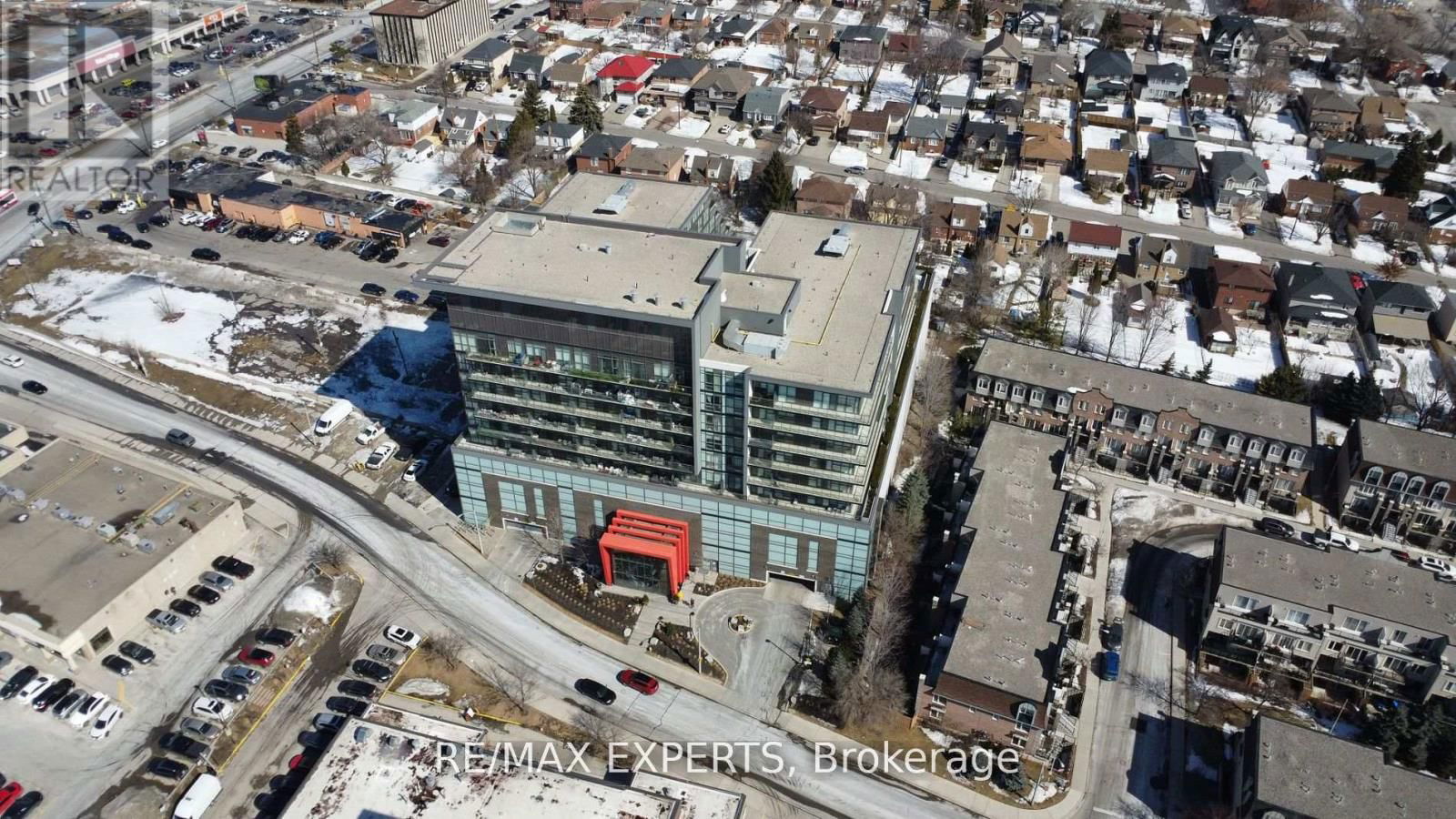 1017 - 15 JAMES FINLAY WAY Image 22