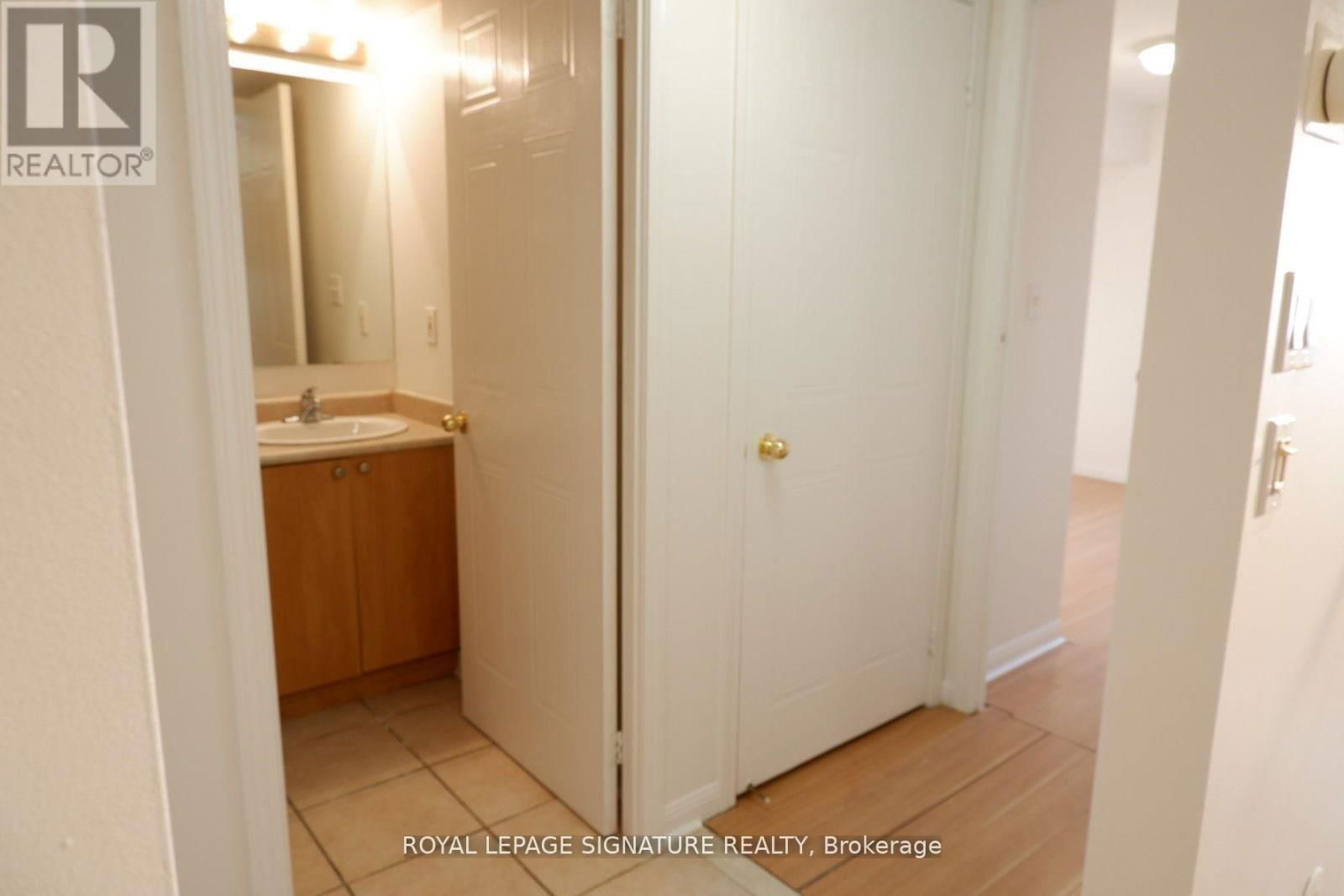 12 - 4620 GUILDWOOD WAY Image 13
