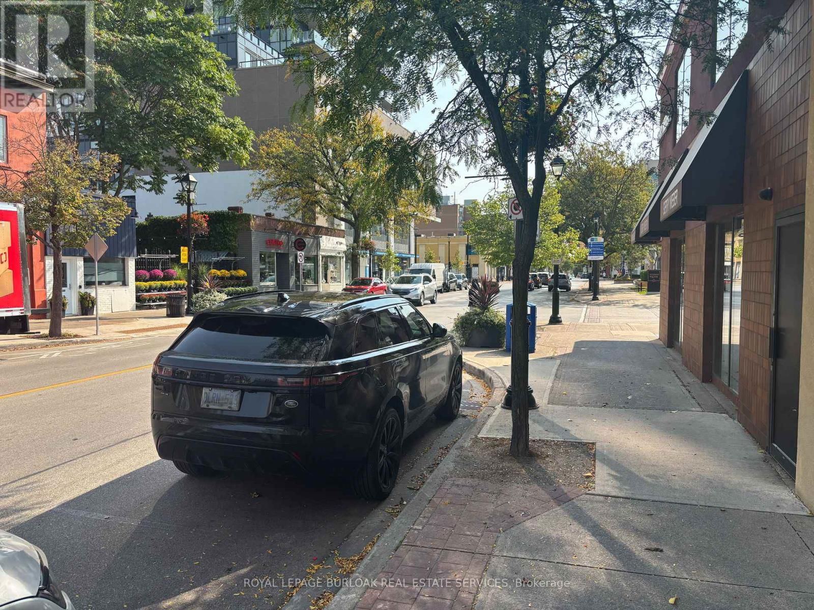 447 BRANT STREET Image 3