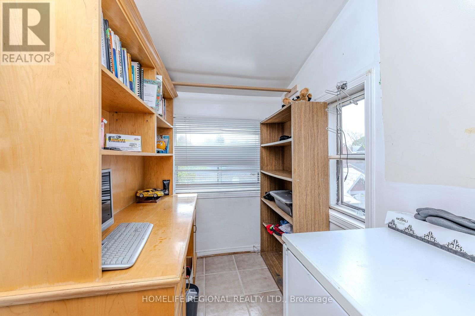 2nd floor - 425 BARTLETT AVENUE Image 12