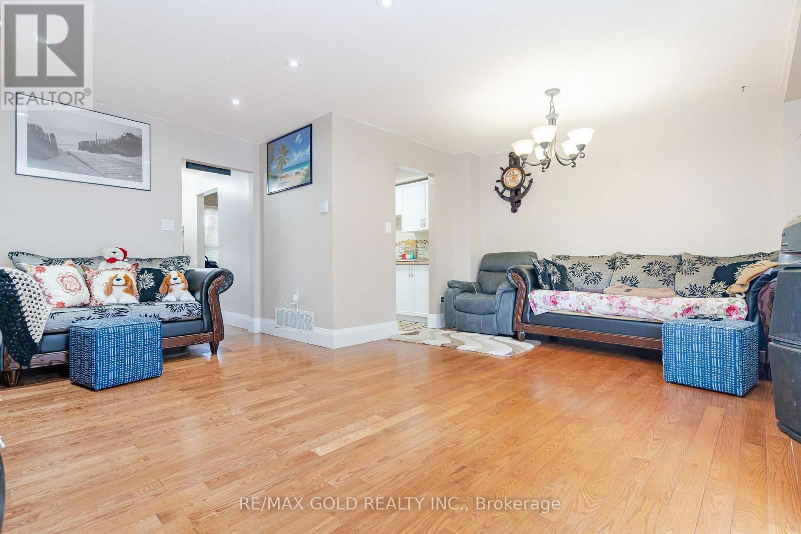 46 DONNA DRIVE Image 5