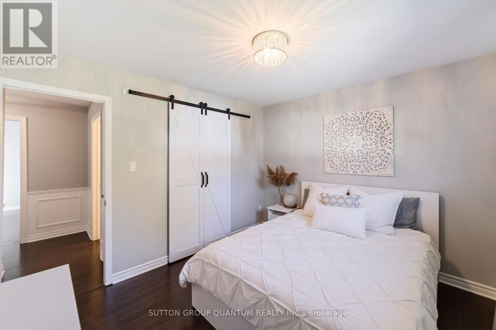 44 - 5475 LAKESHORE ROAD Image 19
