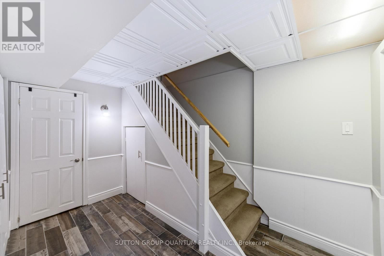 44 - 5475 LAKESHORE ROAD Image 22