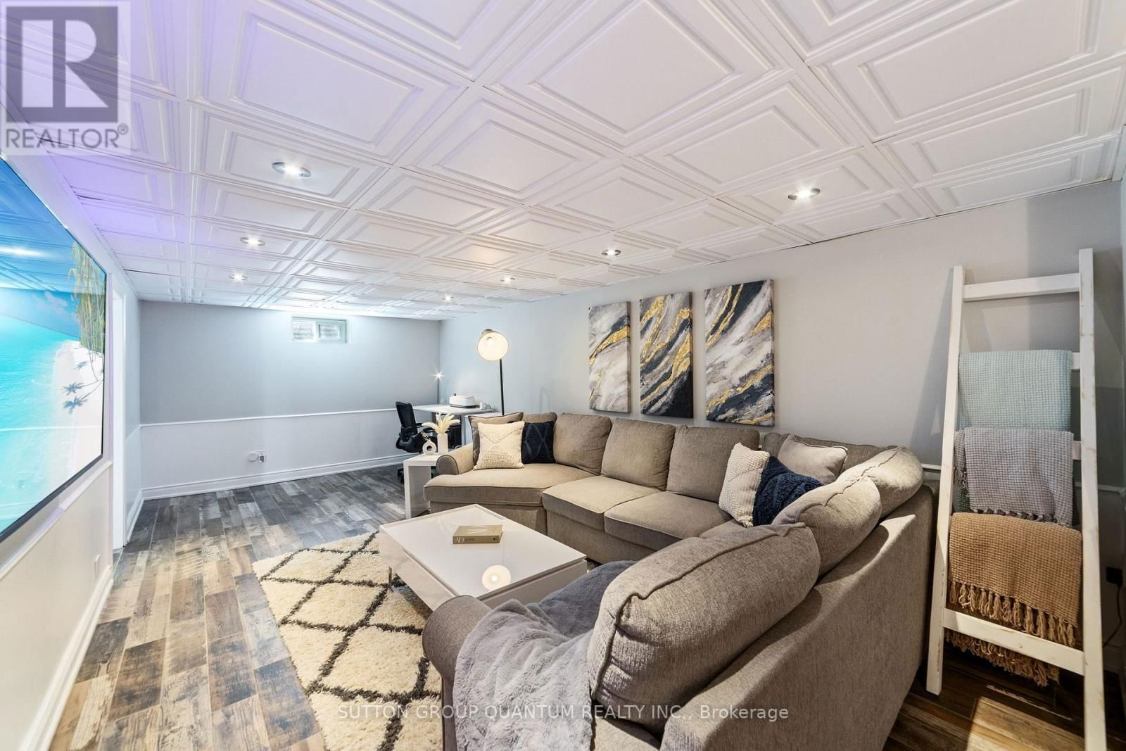 44 - 5475 LAKESHORE ROAD Image 25