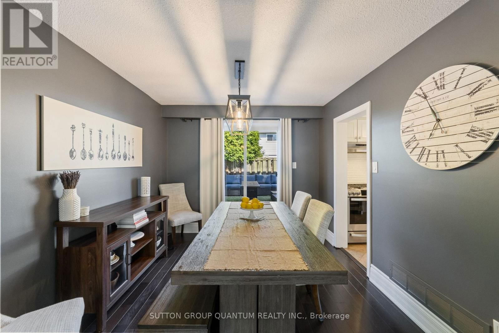 44 - 5475 LAKESHORE ROAD Image 7