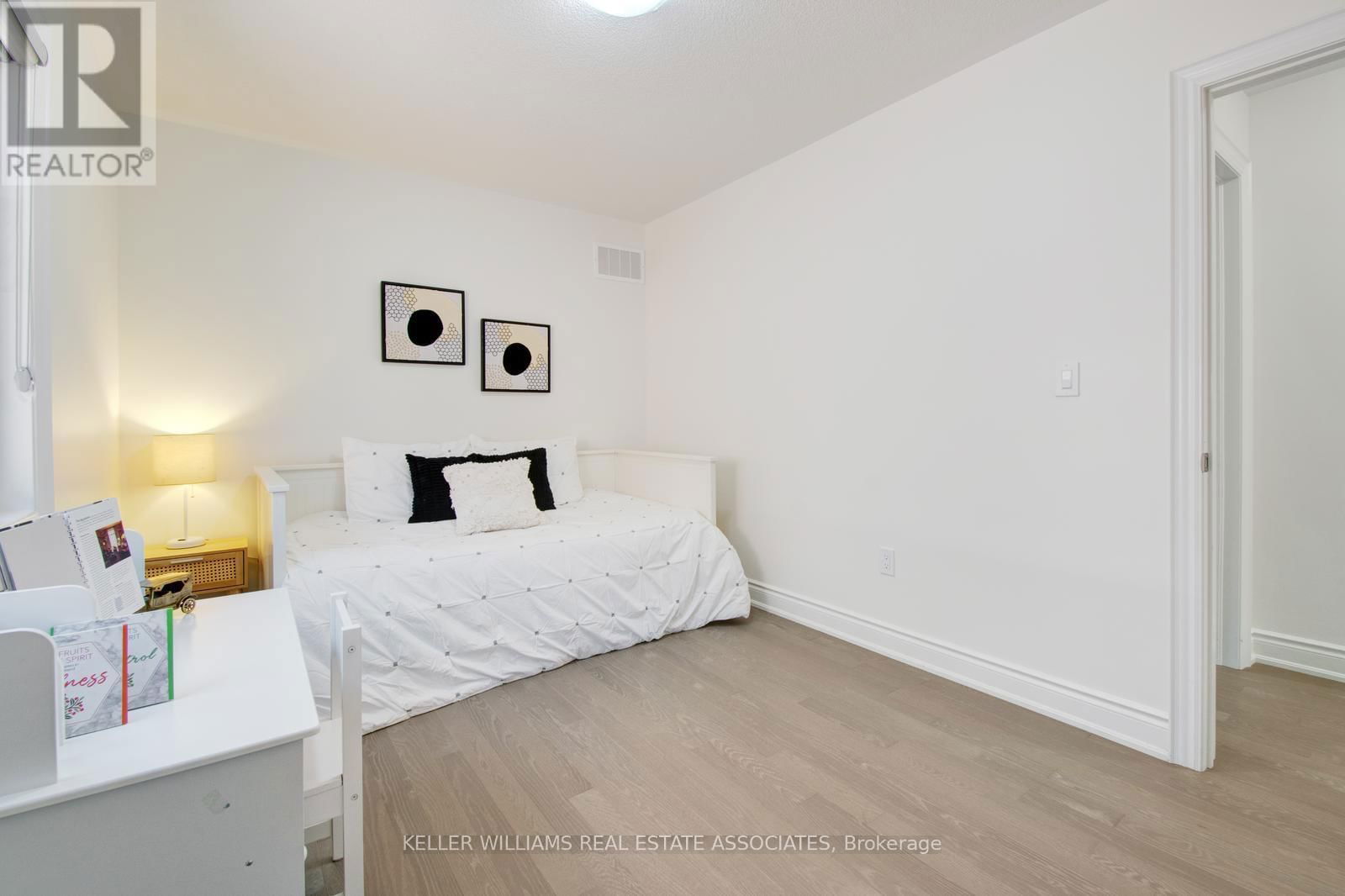 5 QUINTON RIDGE Image 37