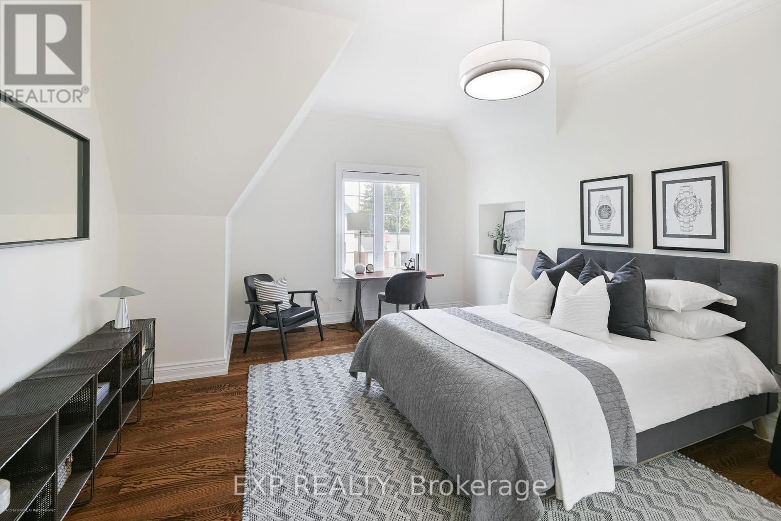 40 HILLDOWNTREE ROAD Image 39