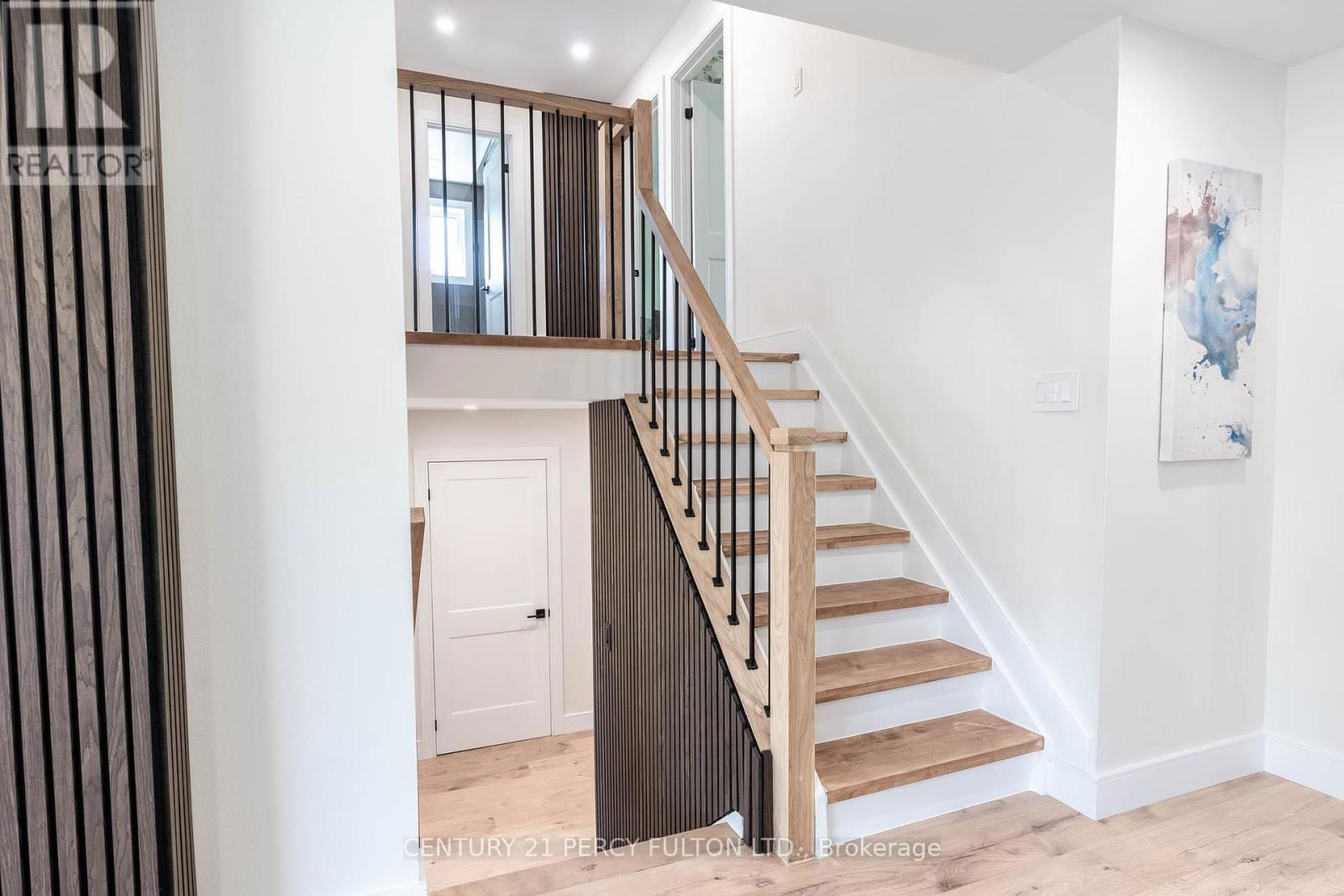 269 RIDGE DRIVE Image 18