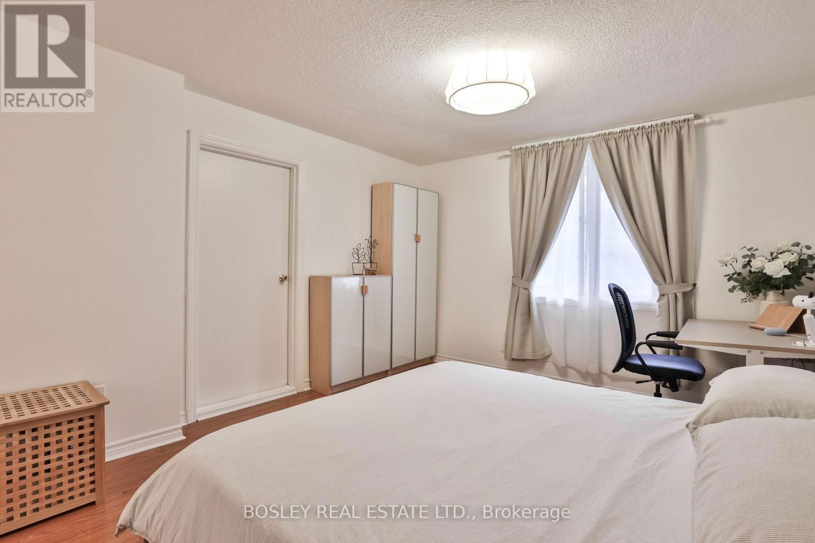 4 - 1250 MISSISSAUGA VALLEY BOULEVARD Image 21
