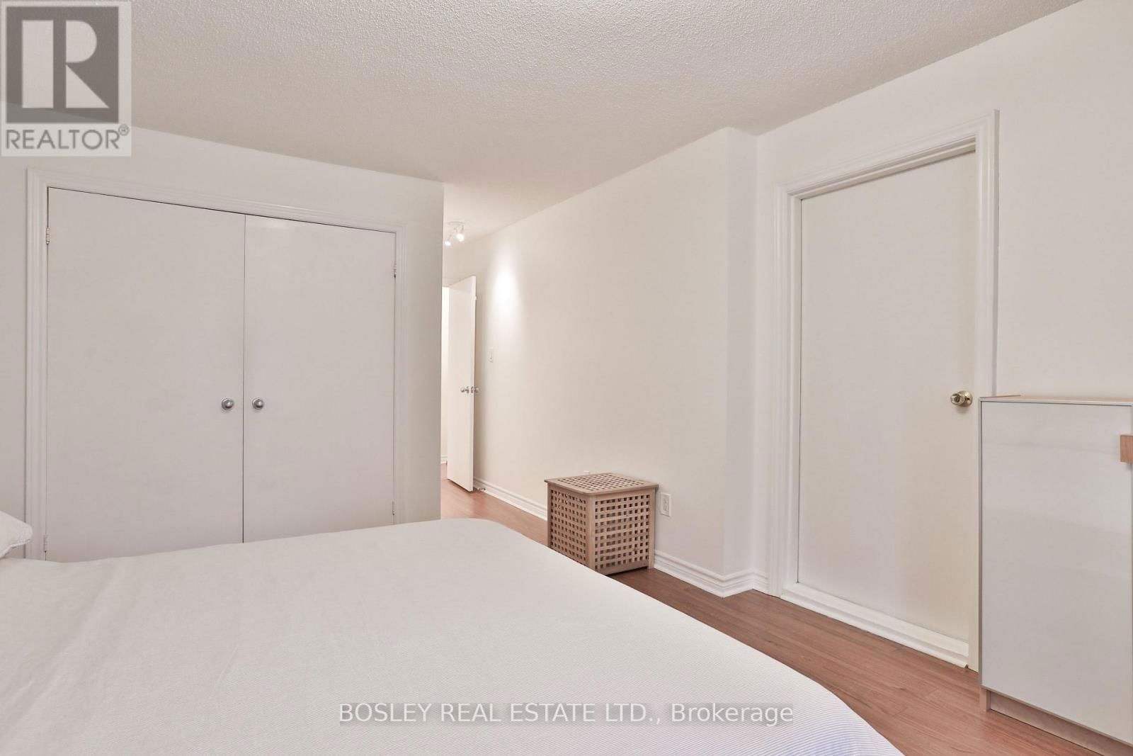 4 - 1250 MISSISSAUGA VALLEY BOULEVARD Image 22