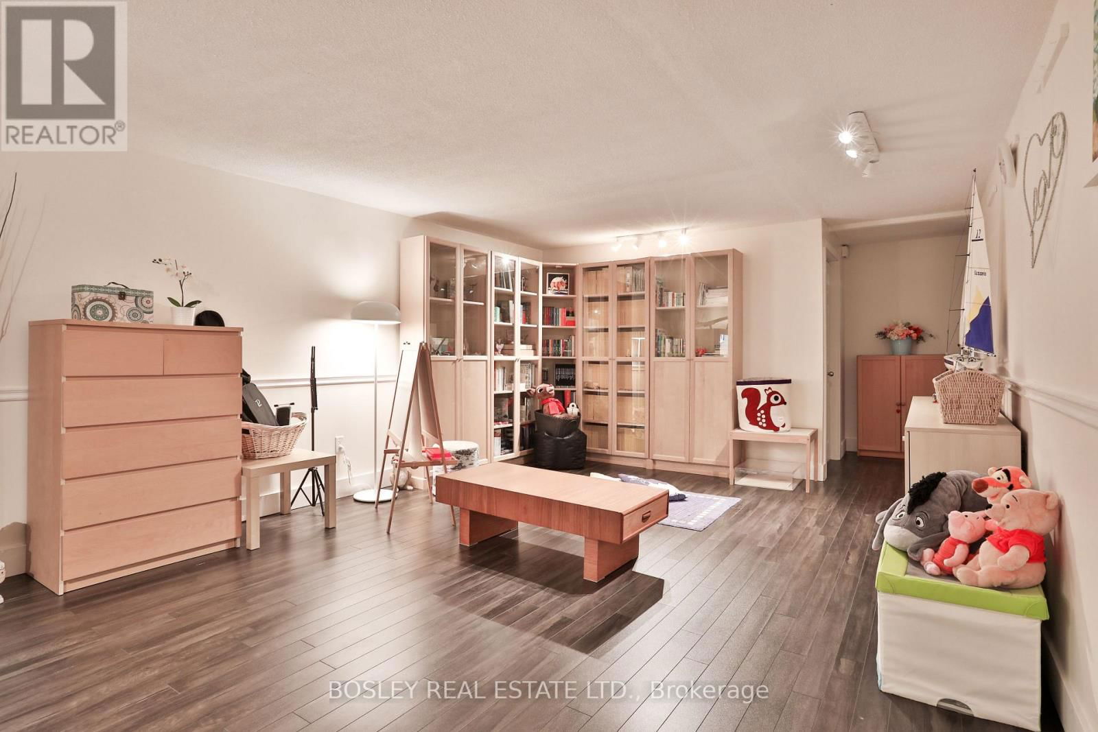 4 - 1250 MISSISSAUGA VALLEY BOULEVARD Image 31
