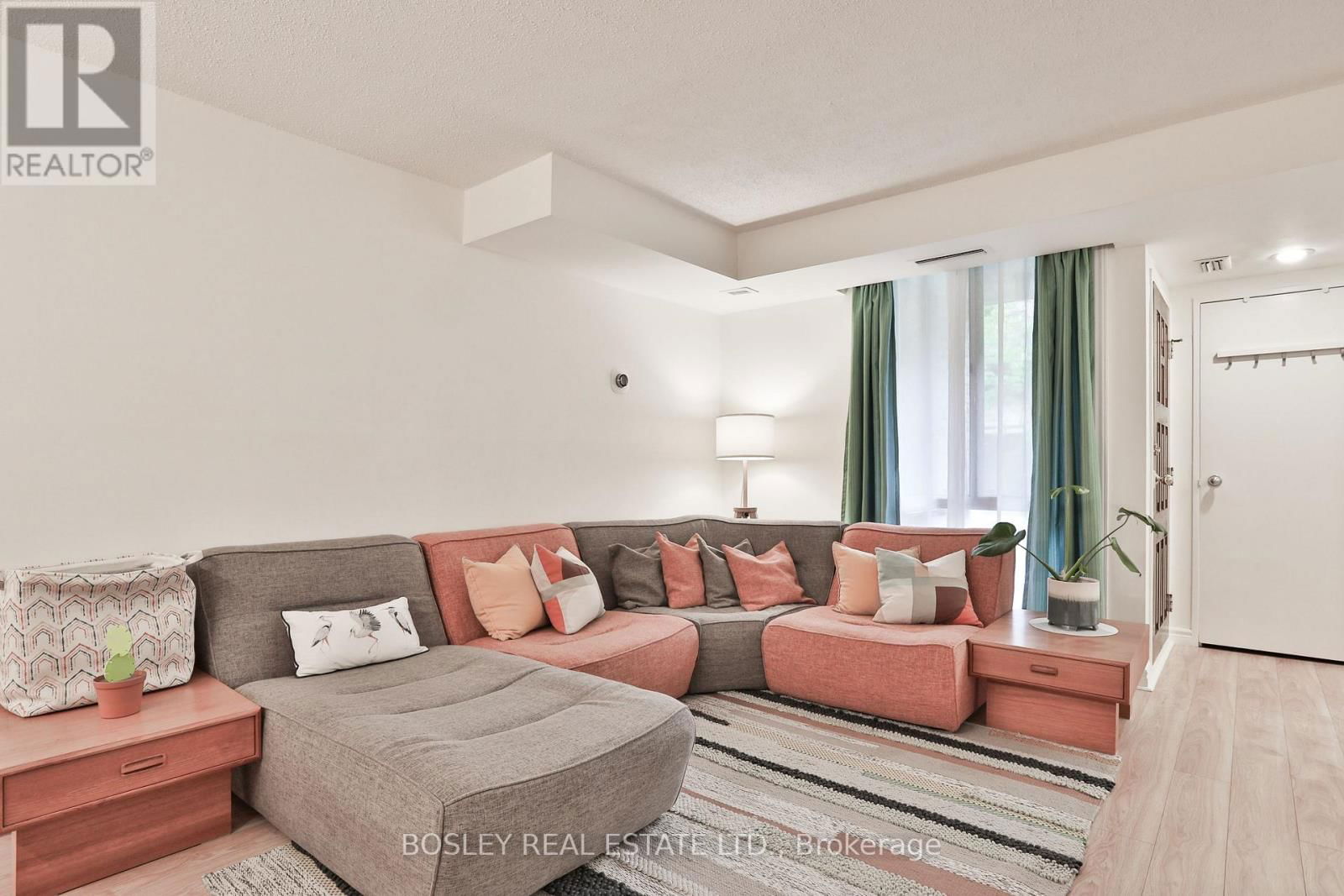 4 - 1250 MISSISSAUGA VALLEY BOULEVARD Image 7