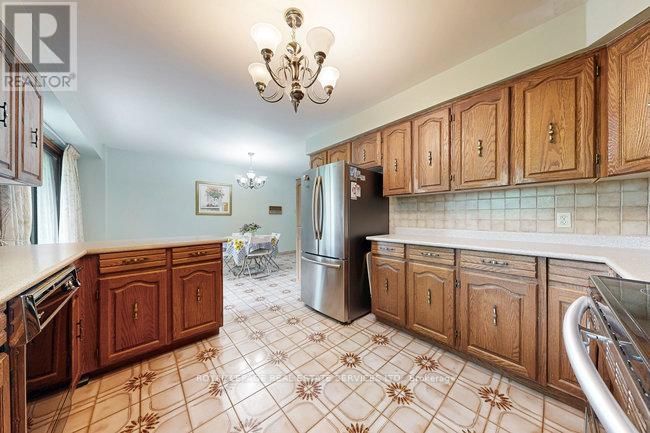 2946 WESTON ROAD Image 13