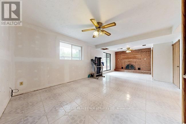 2946 WESTON ROAD Image 35