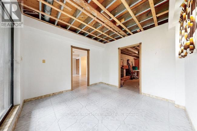2946 WESTON ROAD Image 39