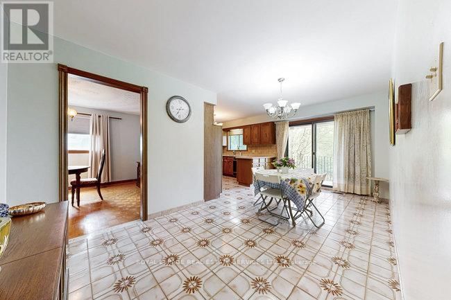 2946 WESTON ROAD Image 9