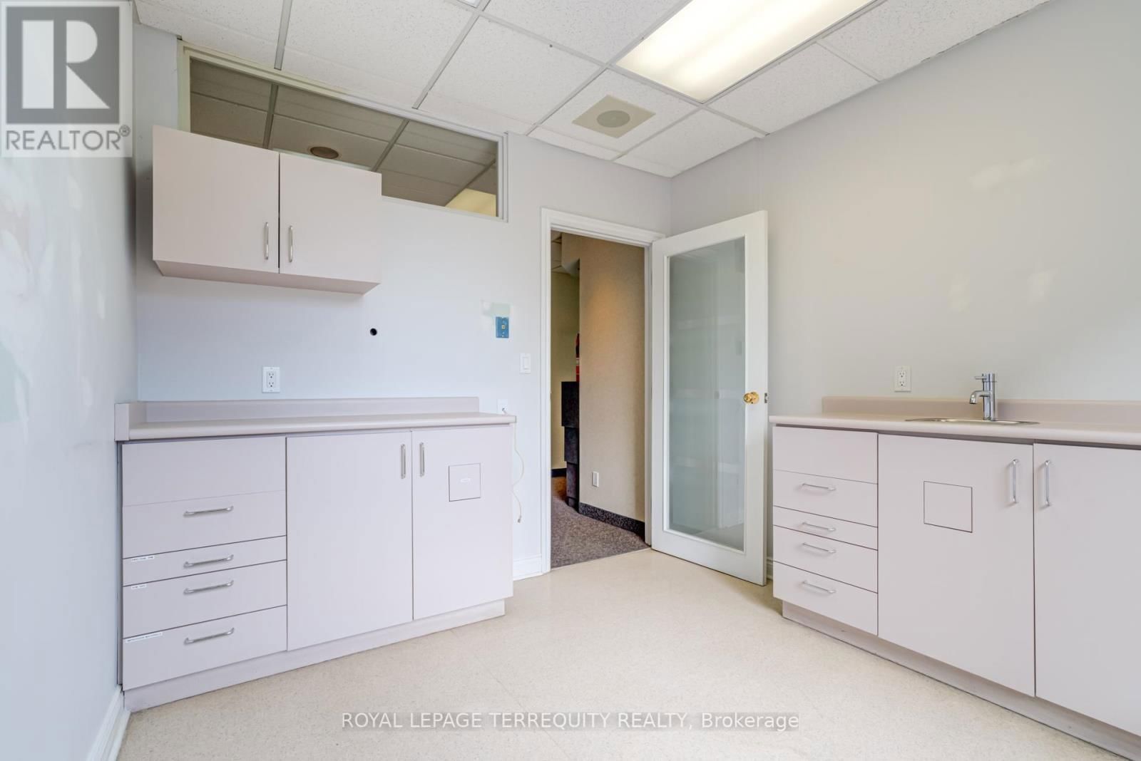 2ND FLR - 1244 KING STREET WEST Image 14