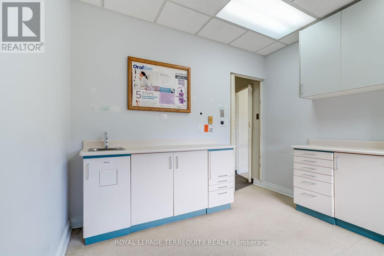 2ND FLR - 1244 KING STREET WEST Image 18