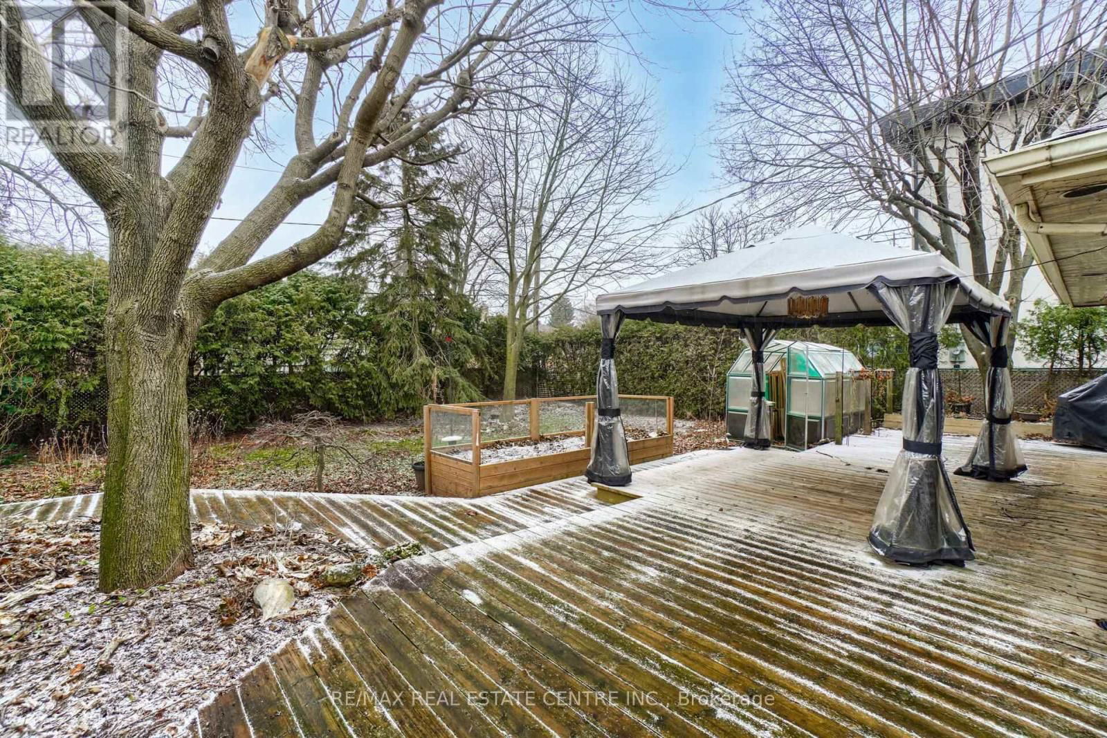 5288 MERICOURT ROAD Image 31