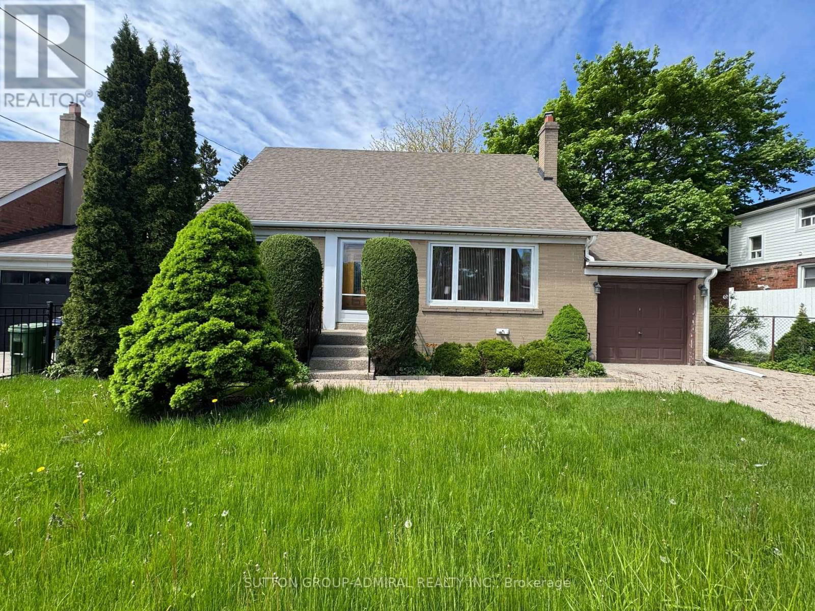 656 BROWNS LINE Image 1