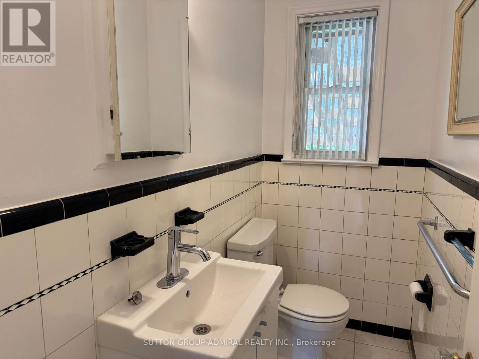 656 BROWNS LINE Image 6