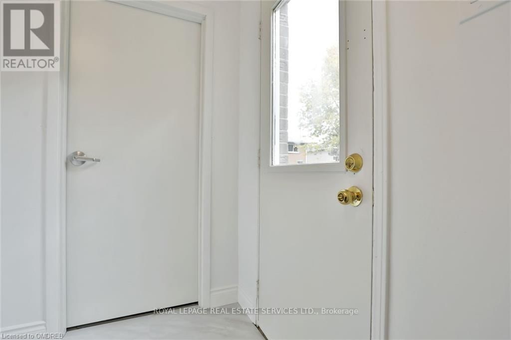 Lower - 277 MISSISSAGA STREET Image 1