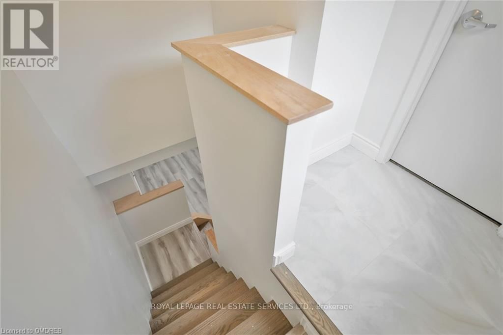 Lower - 277 MISSISSAGA STREET Image 2