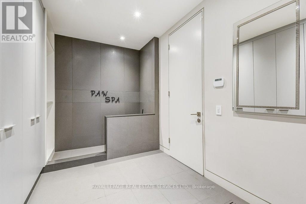 144 SPARLING COURT Image 15