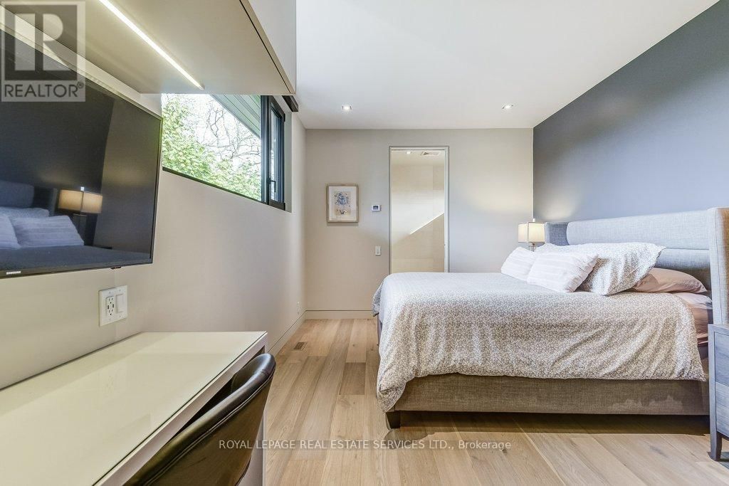 144 SPARLING COURT Image 21