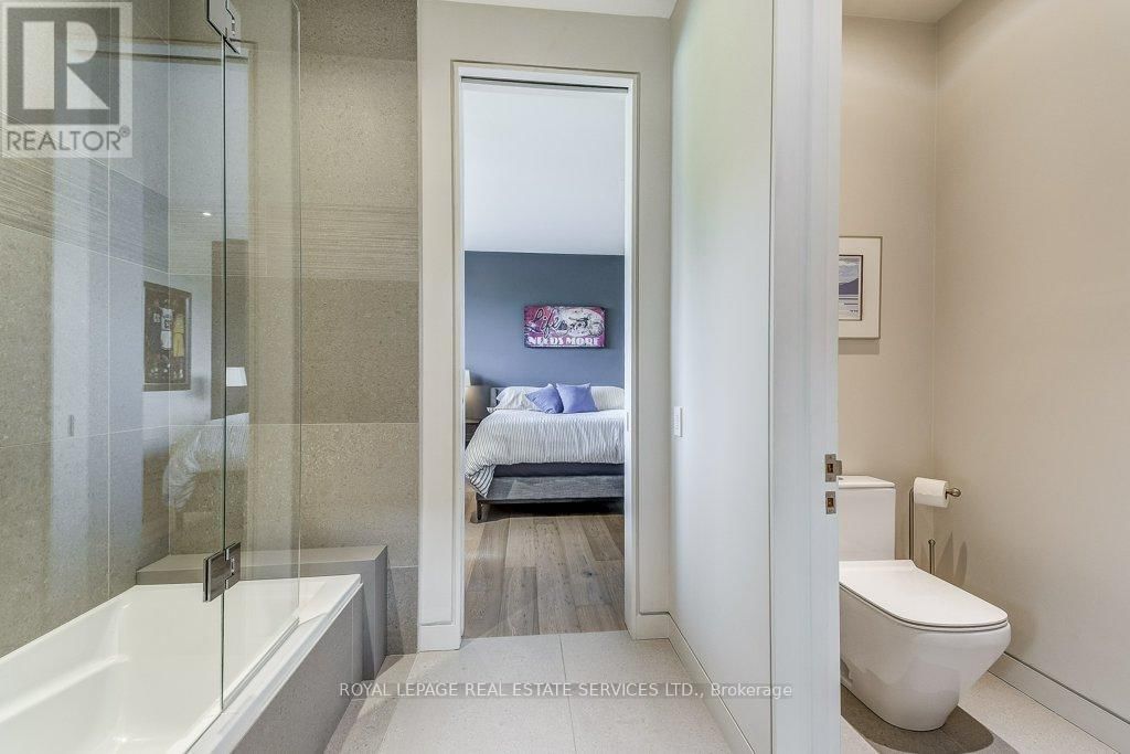 144 SPARLING COURT Image 24