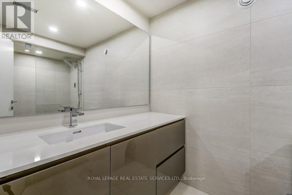 144 SPARLING COURT Image 35