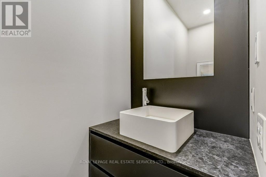 144 SPARLING COURT Image 37