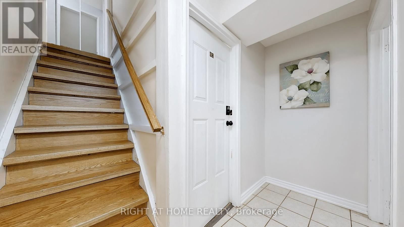 5253 FLORAL HILL CRESCENT SOUTH Image 30
