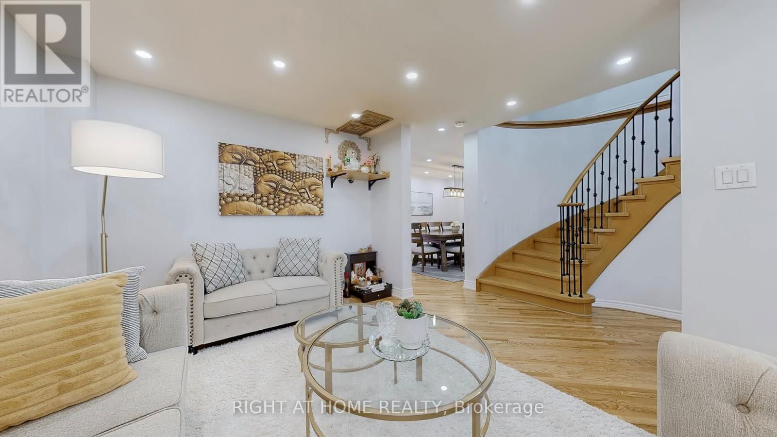 5253 FLORAL HILL CRESCENT SOUTH Image 6