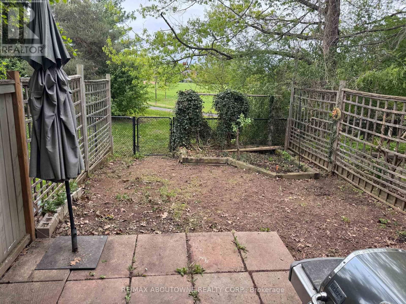 1160 WESTVIEW TERRACE Image 6