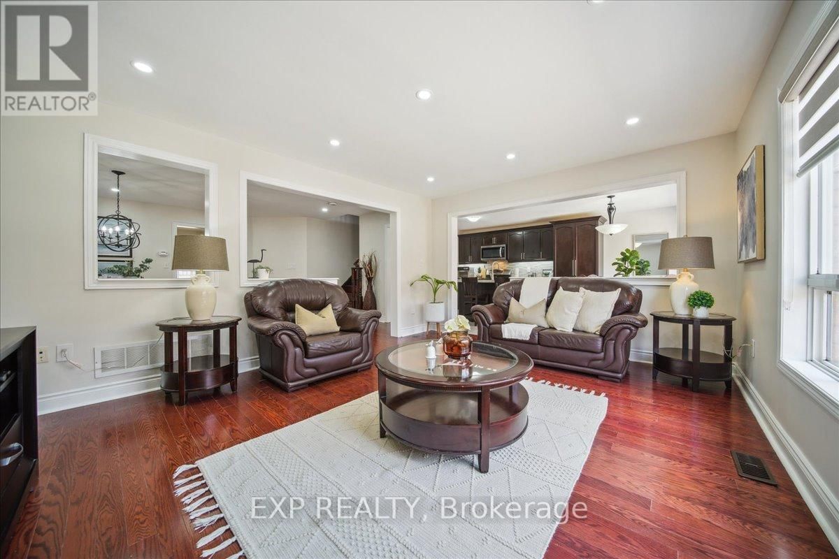 18 RACCOON STREET Image 13