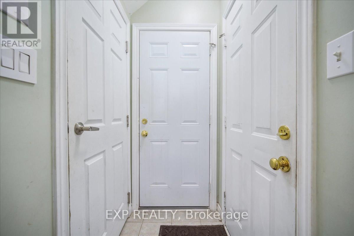 18 RACCOON STREET Image 23