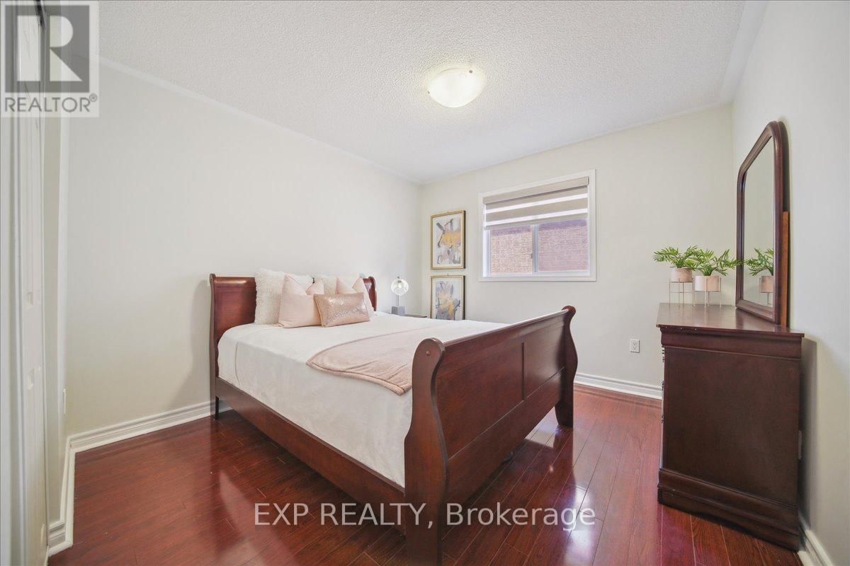 18 RACCOON STREET Image 30