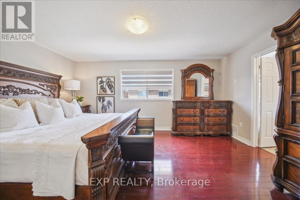 18 RACCOON STREET Image 32