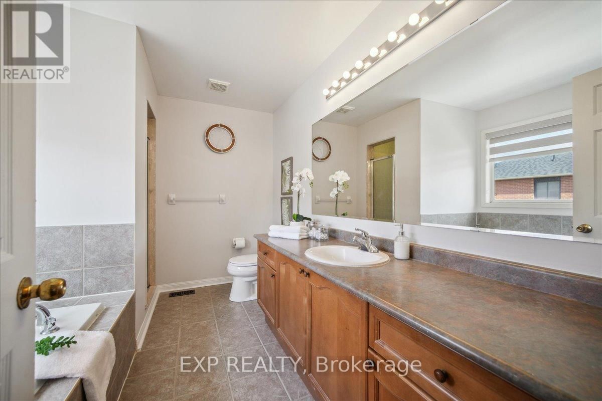 18 RACCOON STREET Image 35
