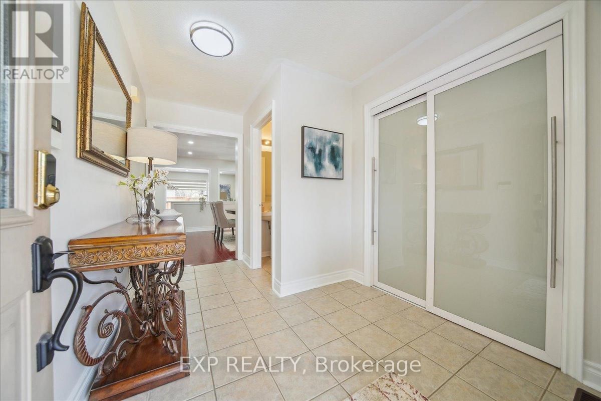 18 RACCOON STREET Image 4