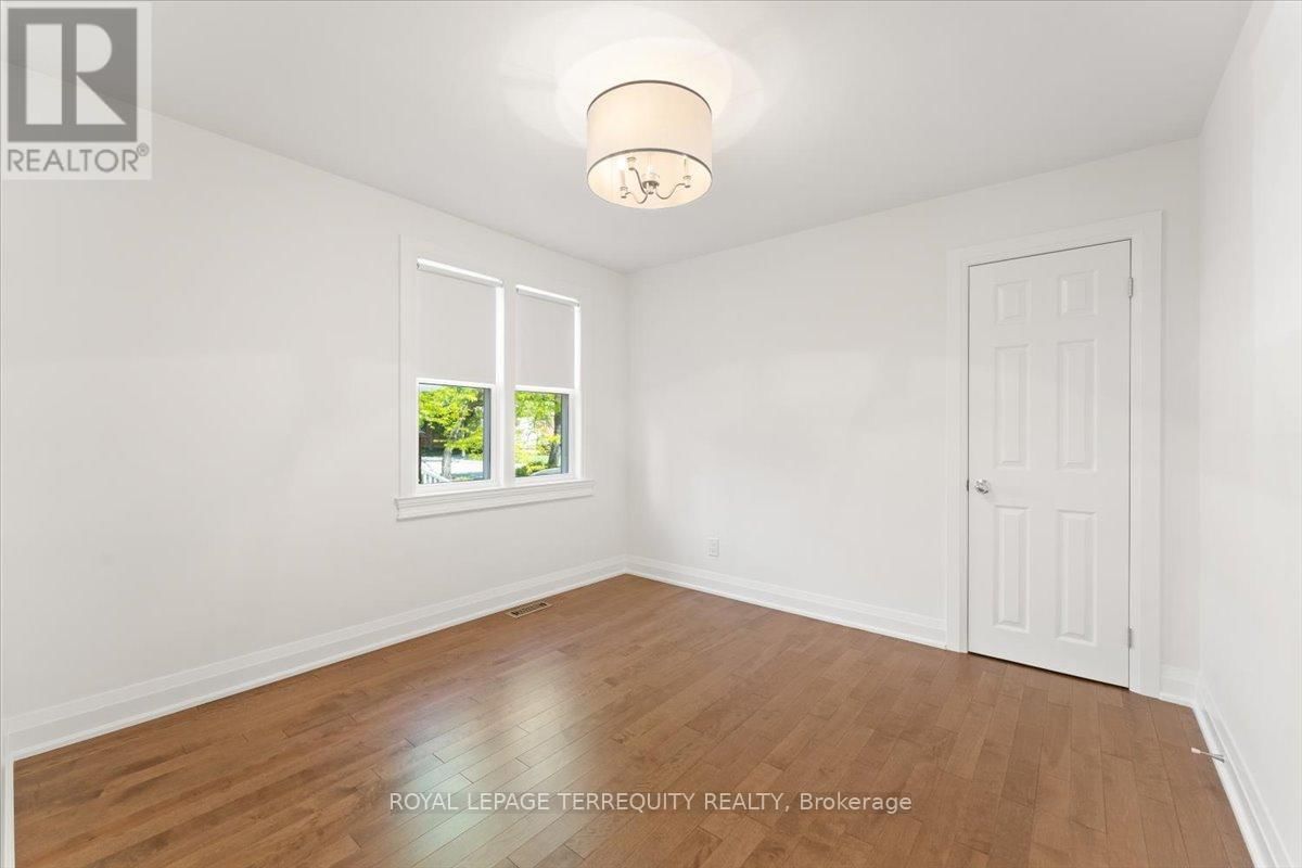 Main Unit - 1431 CAROLINE STREET Image 22