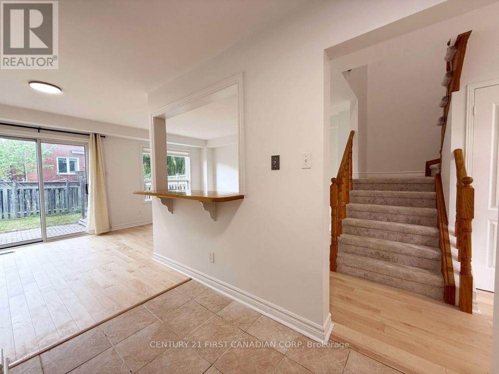 3841 CRAIGHURST AVENUE Image 17