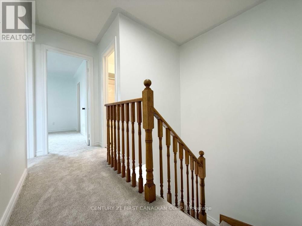 3841 CRAIGHURST AVENUE Image 18
