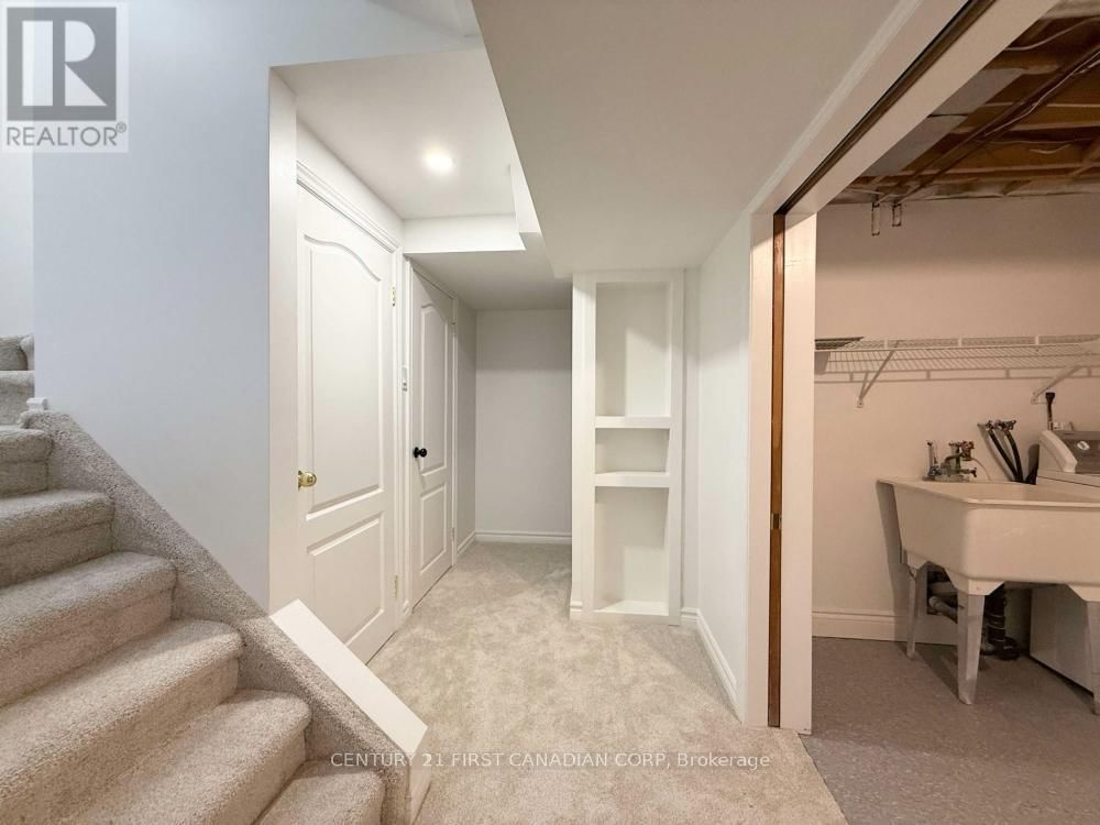 3841 CRAIGHURST AVENUE Image 27