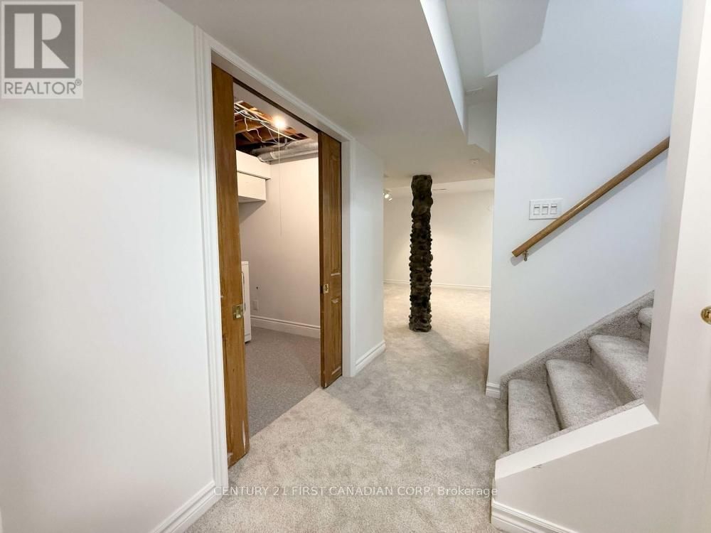 3841 CRAIGHURST AVENUE Image 29