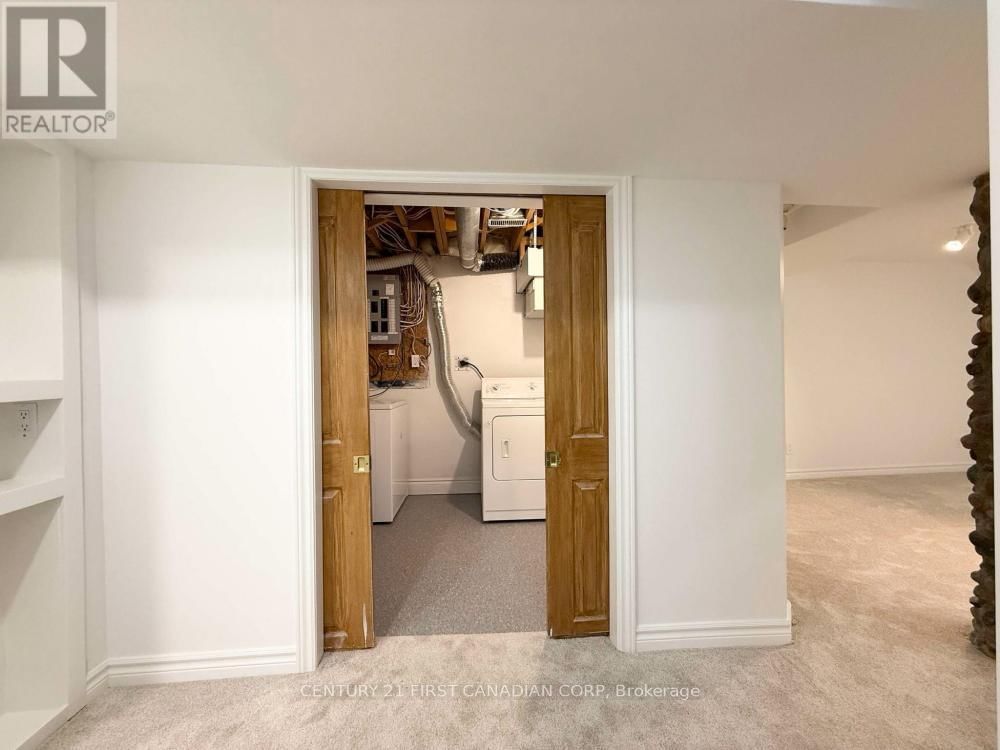 3841 CRAIGHURST AVENUE Image 30