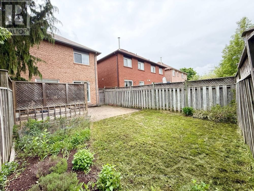 3841 CRAIGHURST AVENUE Image 36